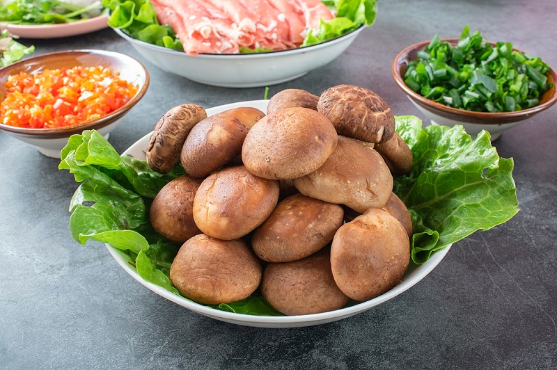 千庫網(wǎng)_冬季火鍋食材蘑菇_攝影圖編號146244