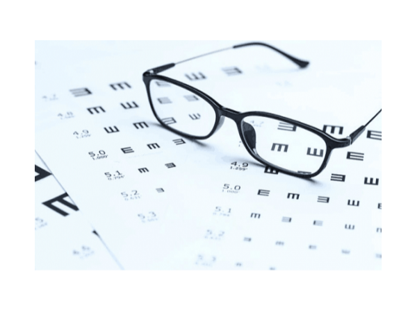 眼睛需要滋養(yǎng)，補(bǔ)硒是最正確的